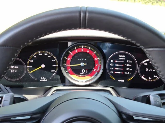 2022 Porsche 992 GT3 - Image 10 of 27