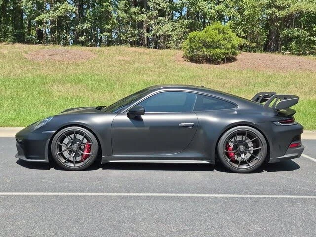 2022 Porsche 992 GT3 - Image 2 of 27