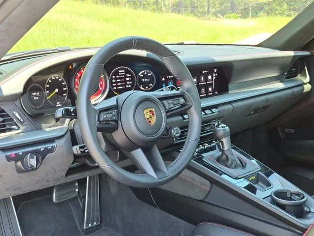 2022 Porsche 992 GT3 - Image 4 of 27