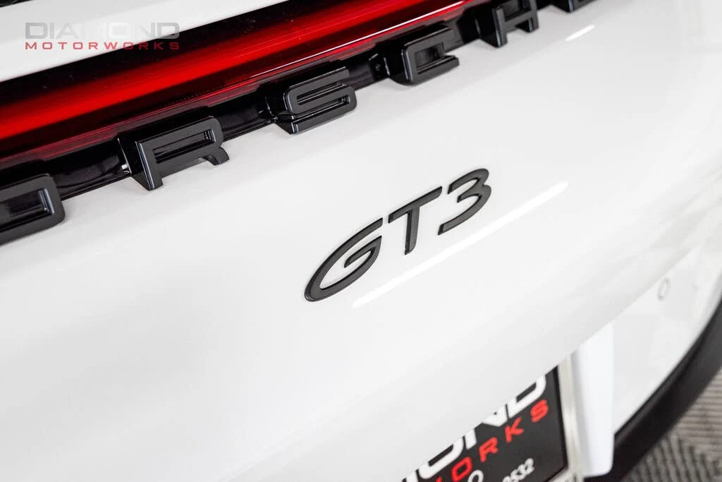 2022 Porsche 992 GT3 - Image 6 of 31