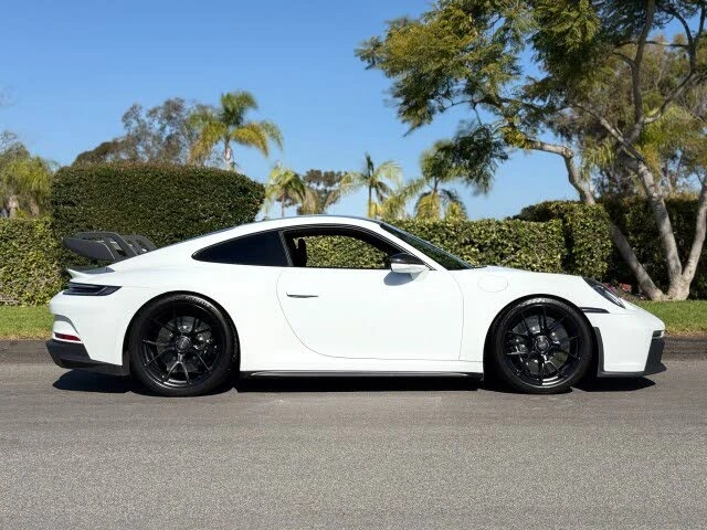 2022 Porsche 992 GT3 - Image 10 of 31