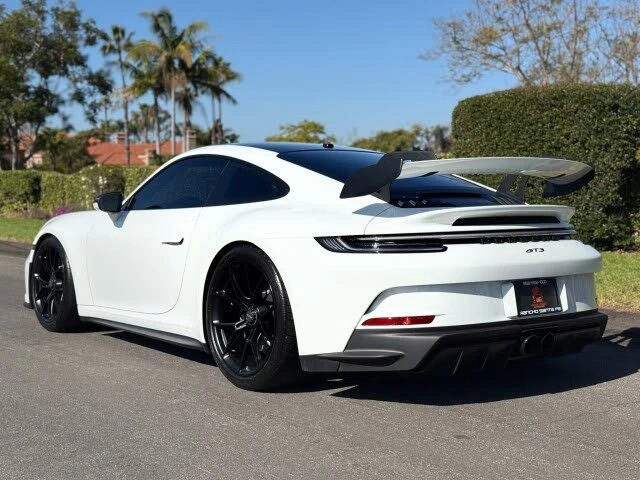 2022 Porsche 992 GT3 - Image 5 of 31