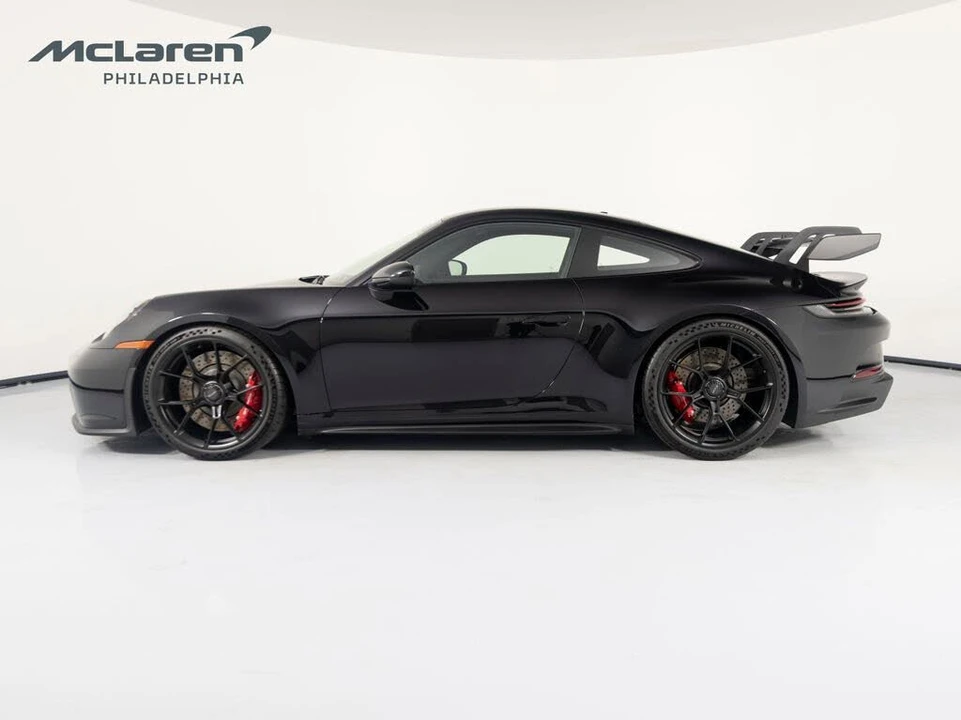 2022 Porsche 992 GT3 - Image 2 of 31