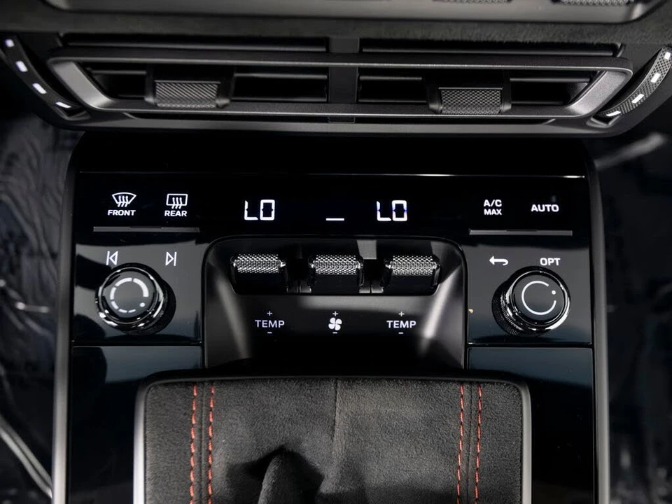 2022 Porsche 992 GT3 - Image 28 of 31