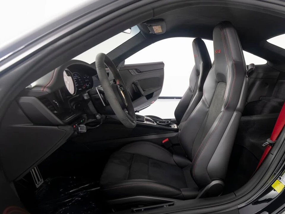 2022 Porsche 992 GT3 - Image 12 of 31