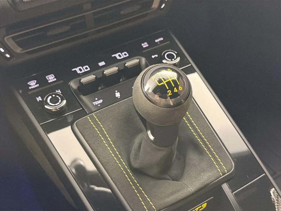 2022 Porsche 992 GT3 - Image 17 of 29