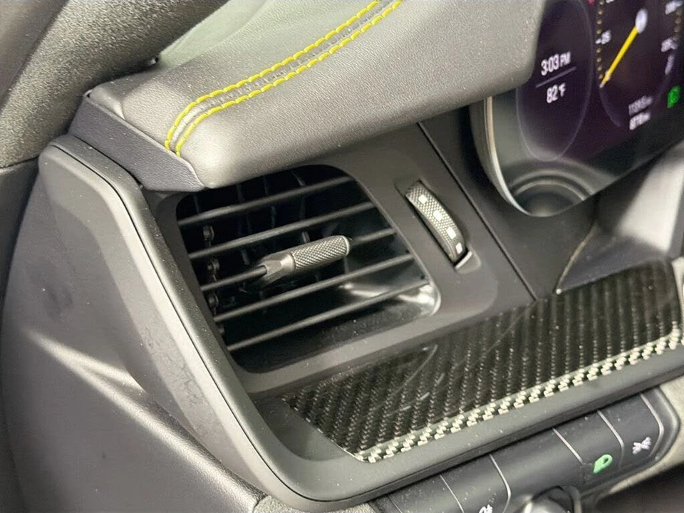 2022 Porsche 992 GT3 - Image 10 of 29