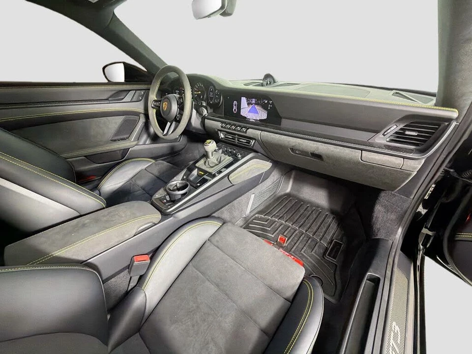 2022 Porsche 992 GT3 - Image 27 of 29