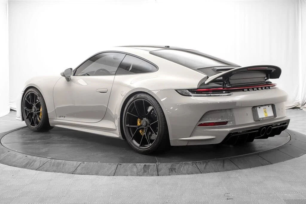 2022 Porsche 992 GT3 - Image 5 of 31