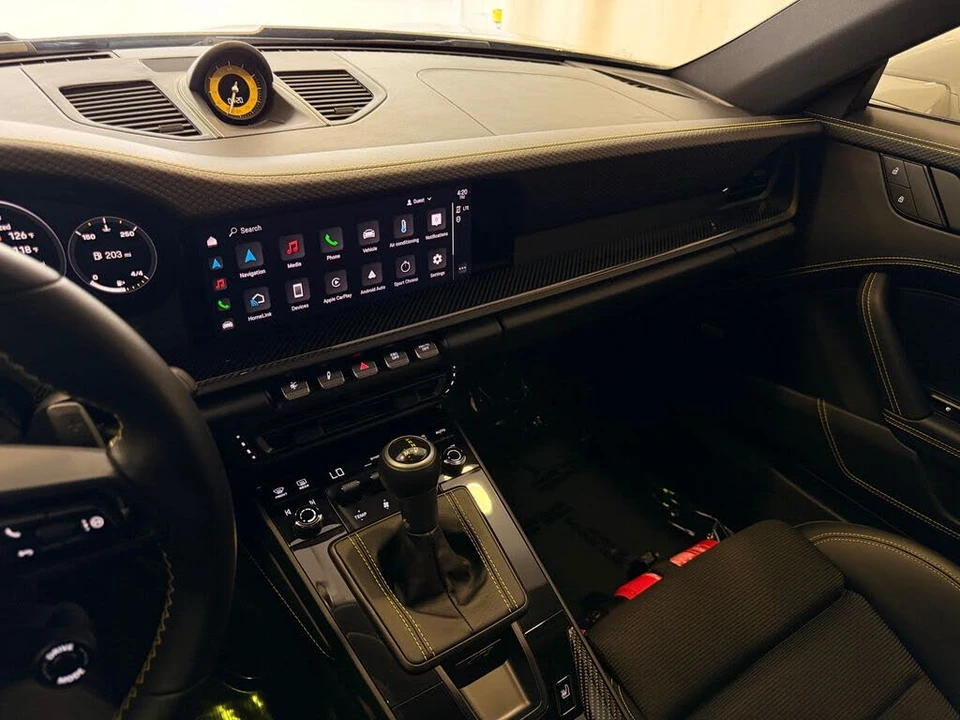 2022 Porsche 992 GT3 - Image 17 of 26