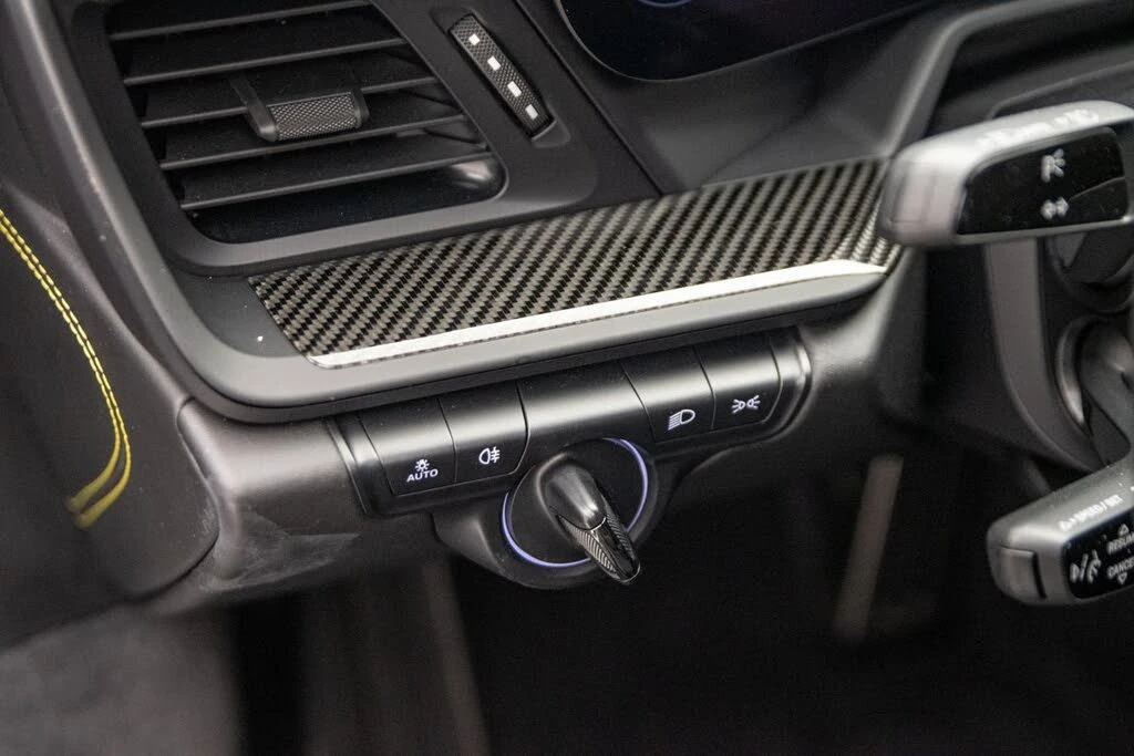 2022 Porsche 992 GT3 - Image 21 of 31