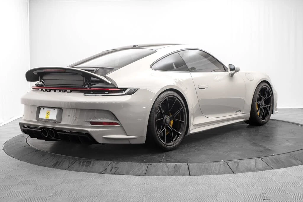 2022 Porsche 992 GT3 - Image 7 of 31