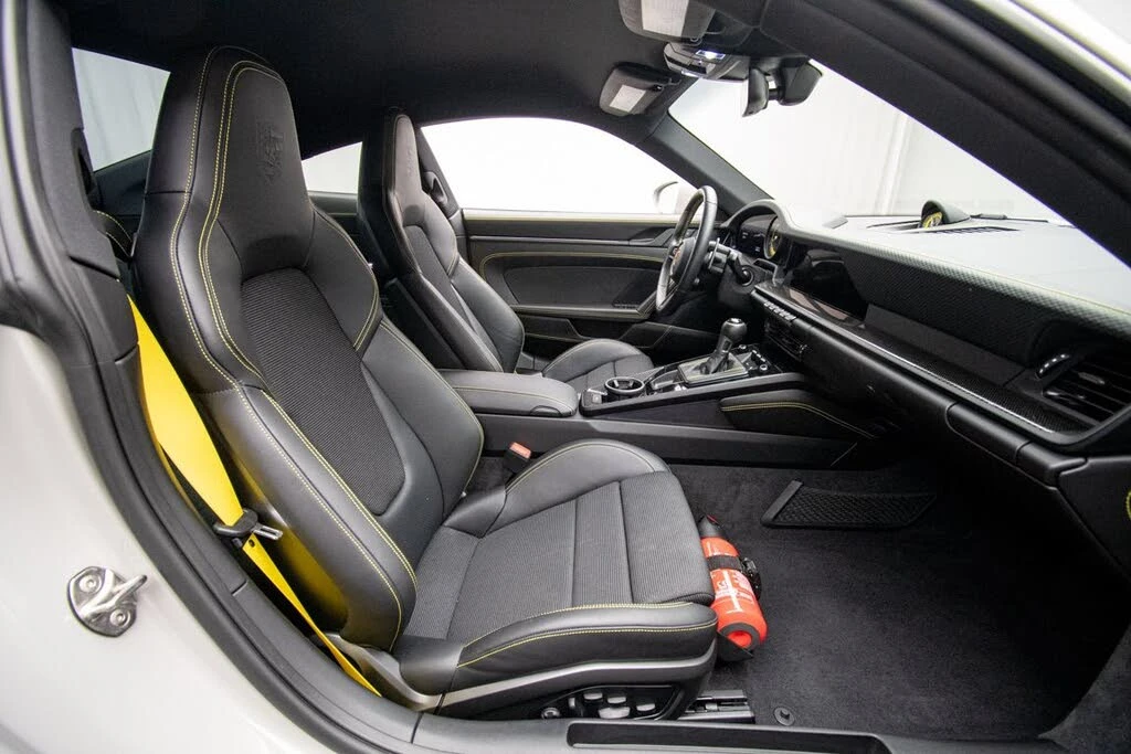 2022 Porsche 992 GT3 - Image 13 of 31