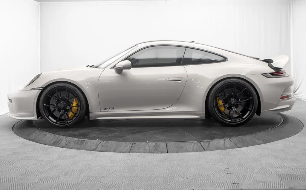 2022 Porsche 992 GT3 - Image 4 of 31