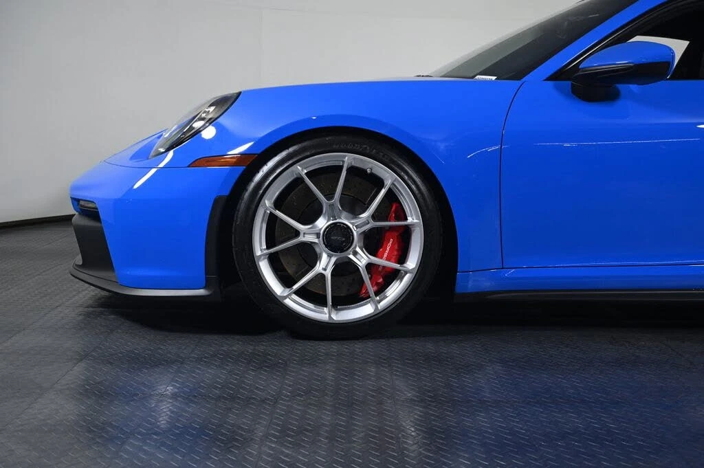 2022 Porsche 992 GT3 - Image 28 of 29