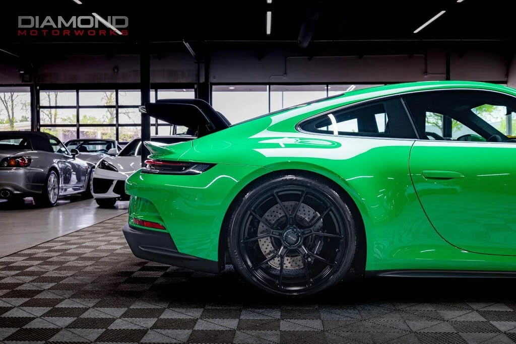 2022 Porsche 992 GT3 - Image 29 of 31
