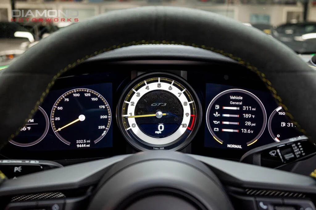 2022 Porsche 992 GT3 - Image 18 of 31