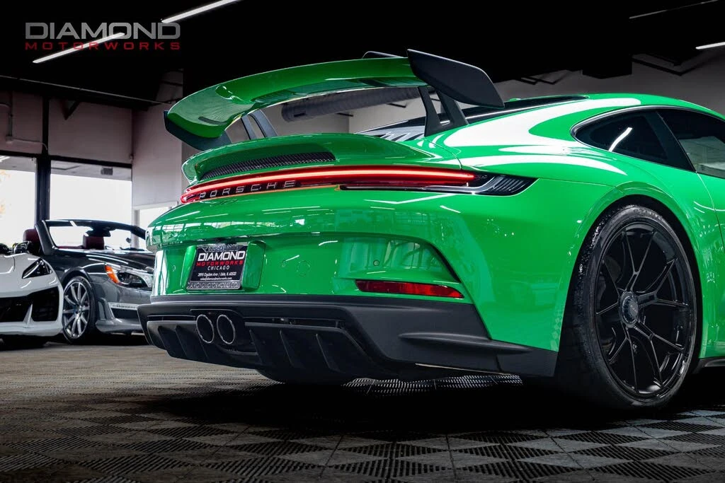 2022 Porsche 992 GT3 - Image 27 of 31