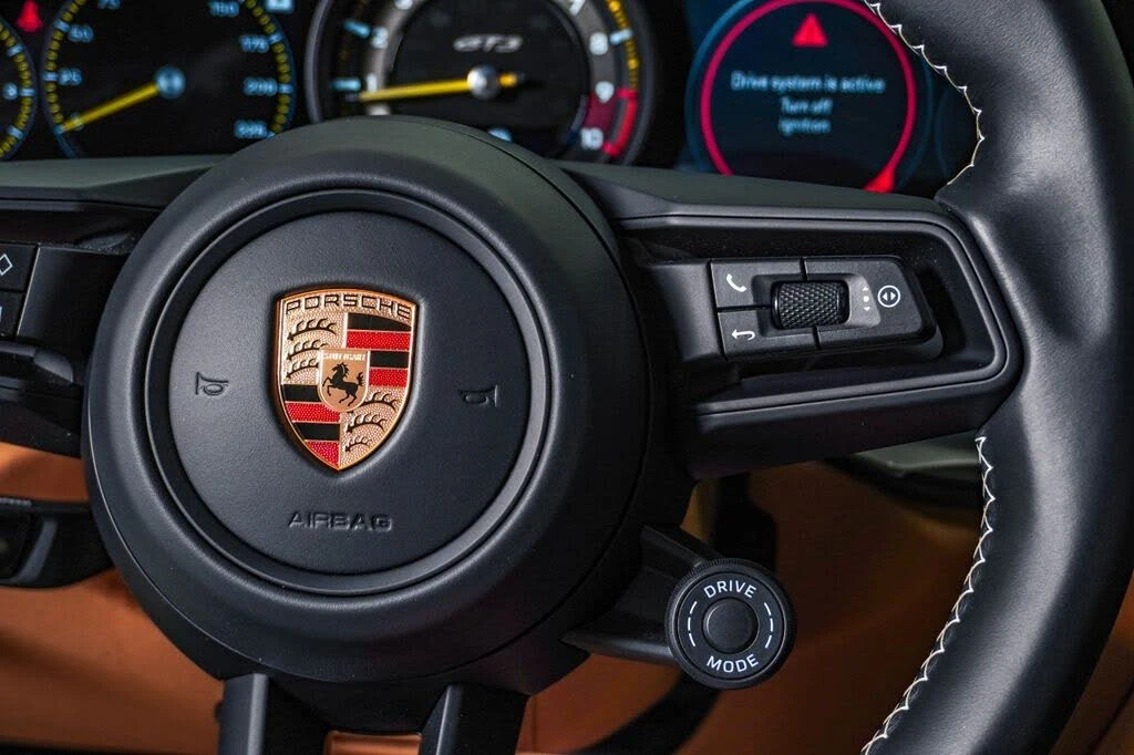 2022 Porsche 992 GT3 - Image 25 of 31