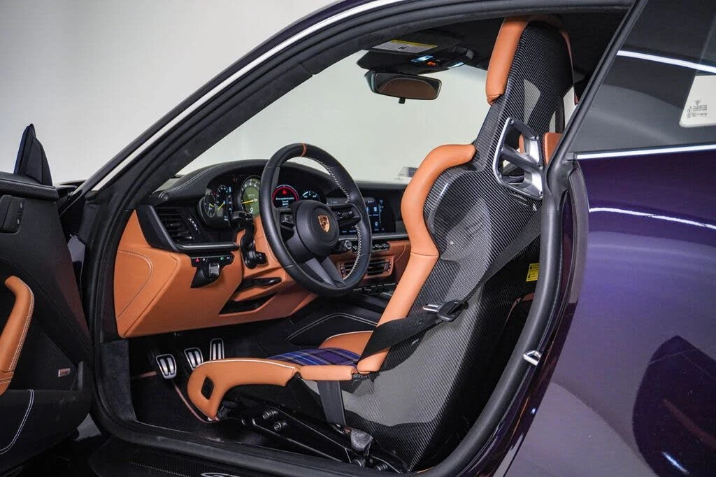 2022 Porsche 992 GT3 - Image 5 of 31