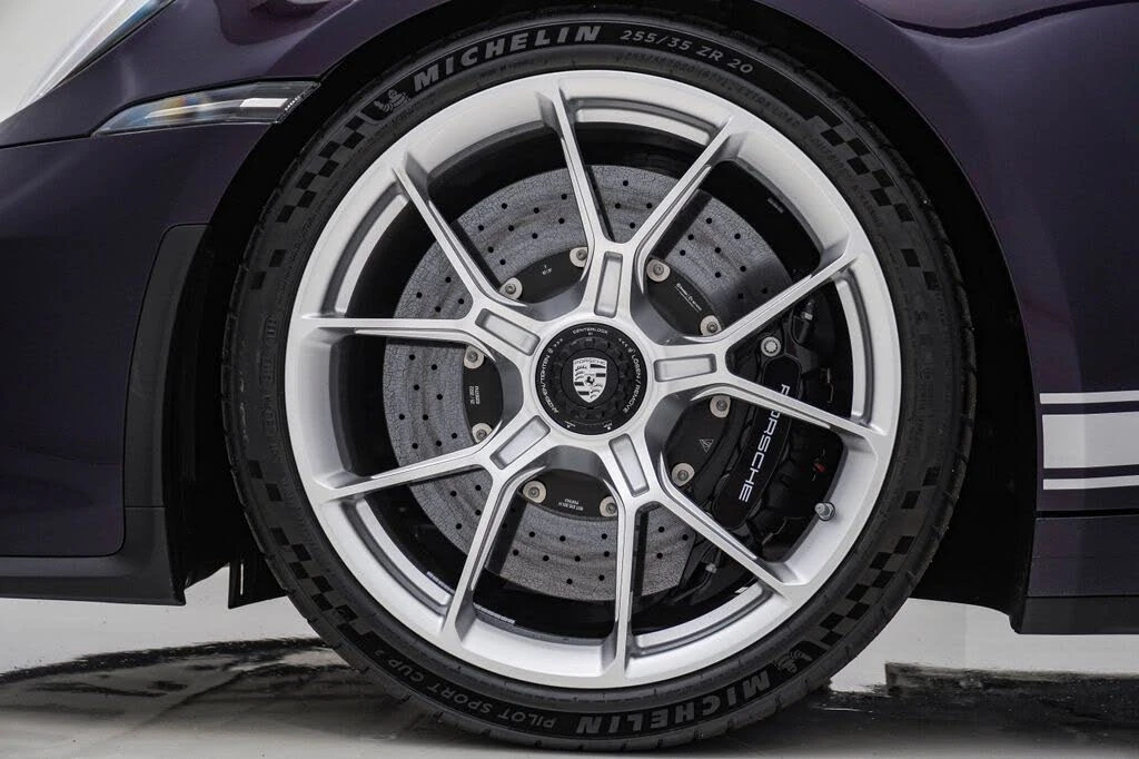 2022 Porsche 992 GT3 - Image 14 of 31
