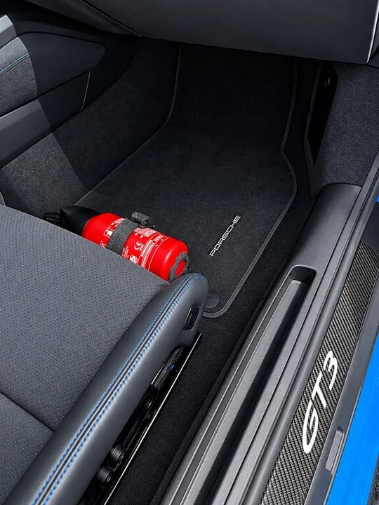 2022 Porsche 992 GT3 - Image 12 of 16