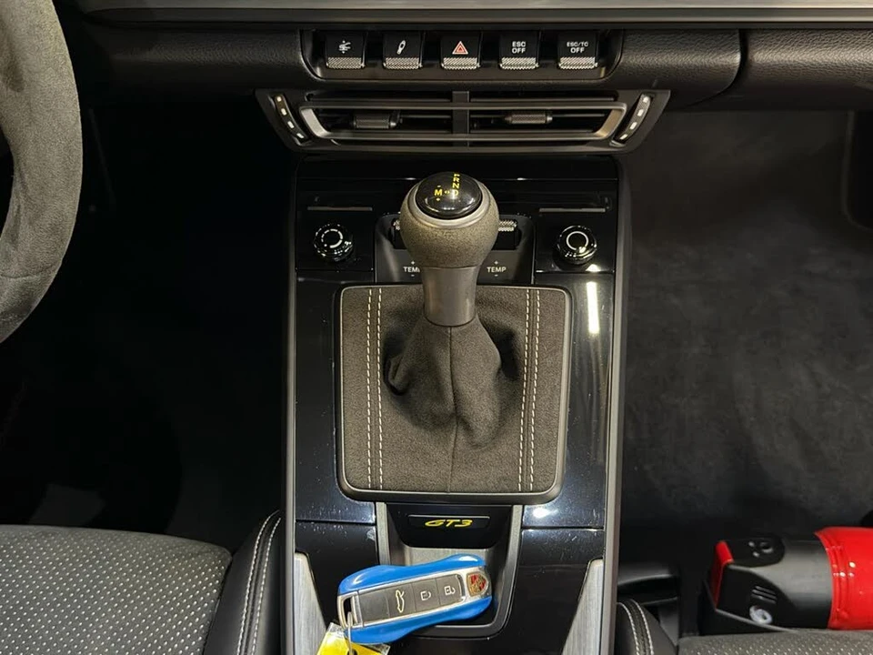 2022 Porsche 992 GT3 - Image 21 of 25