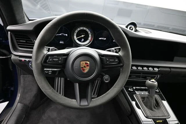 2022 Porsche 992 GT3 - Image 15 of 31
