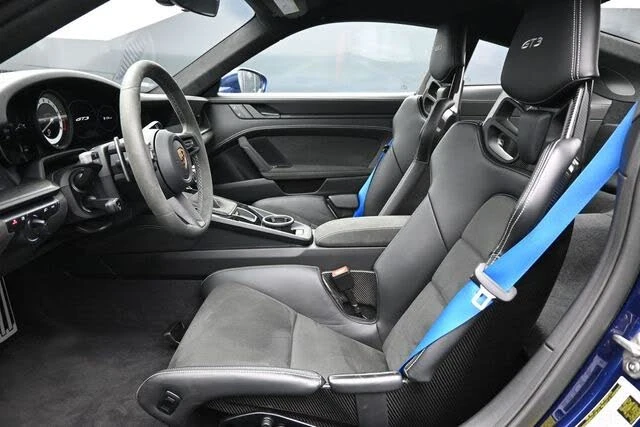 2022 Porsche 992 GT3 - Image 13 of 31