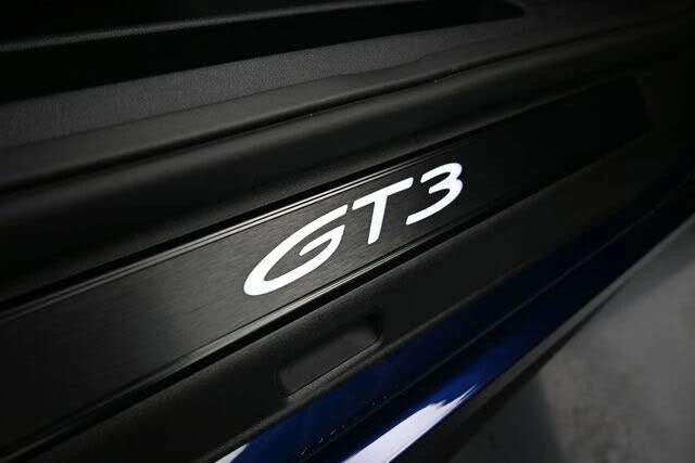 2022 Porsche 992 GT3 - Image 17 of 31