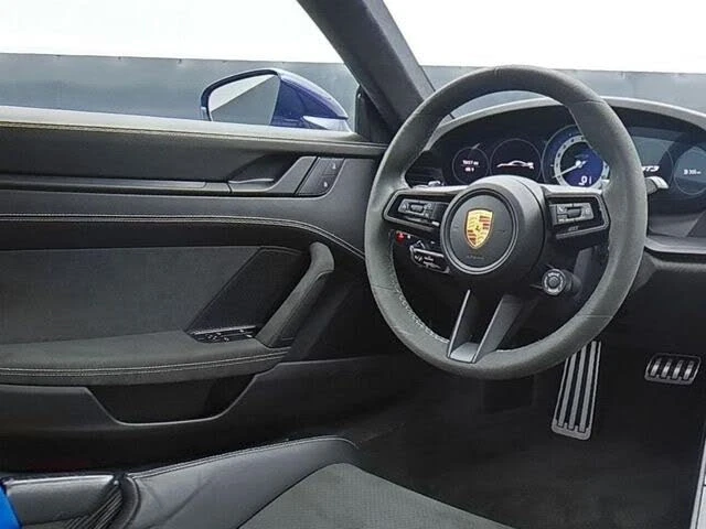 2022 Porsche 992 GT3 - Image 18 of 31