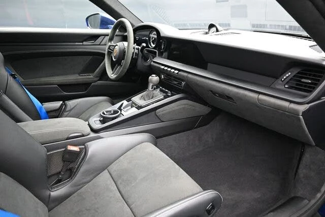 2022 Porsche 992 GT3 - Image 16 of 31
