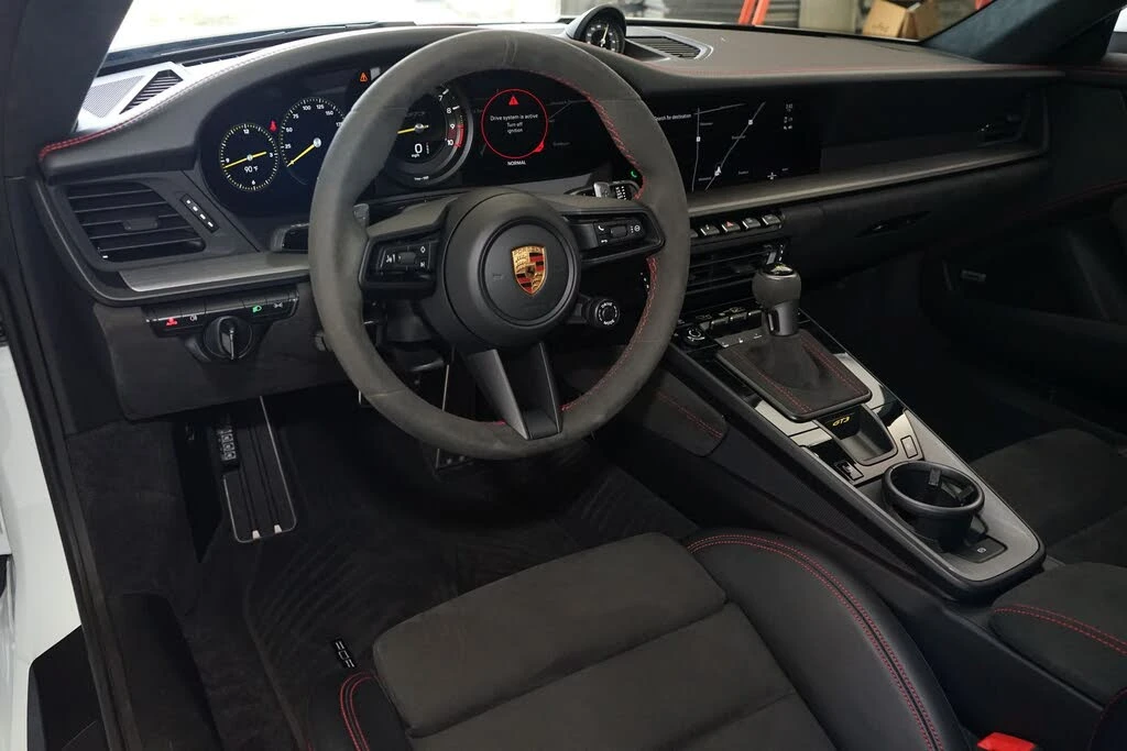 2022 Porsche 992 GT3 - Image 9 of 31