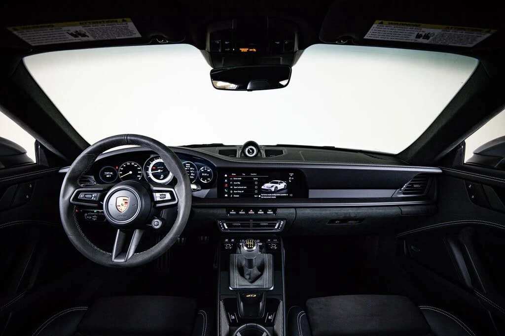 2022 Porsche 992 GT3 - Image 23 of 26