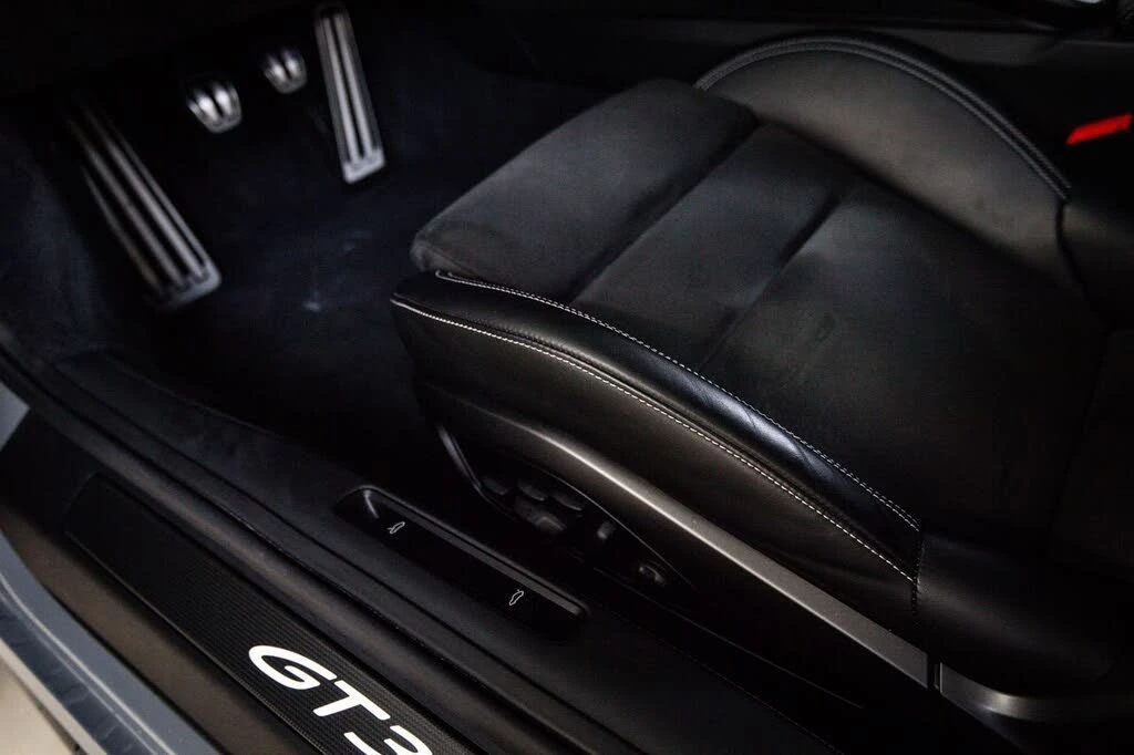 2022 Porsche 992 GT3 - Image 13 of 26