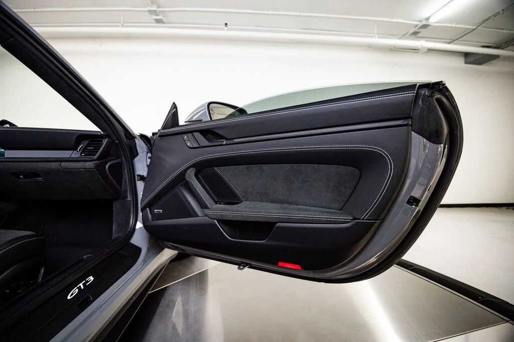 2022 Porsche 992 GT3 - Image 25 of 26