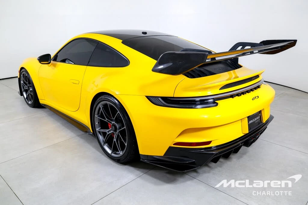 2022 Porsche 992 GT3 - Image 6 of 30