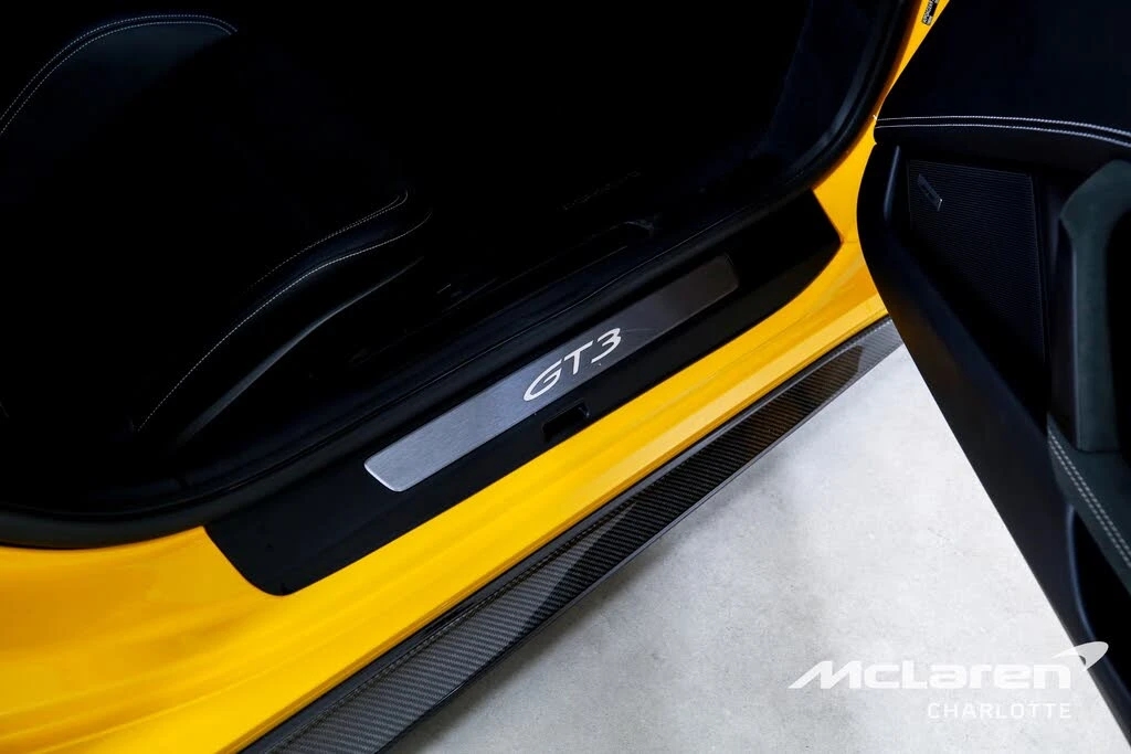 2022 Porsche 992 GT3 - Image 20 of 30