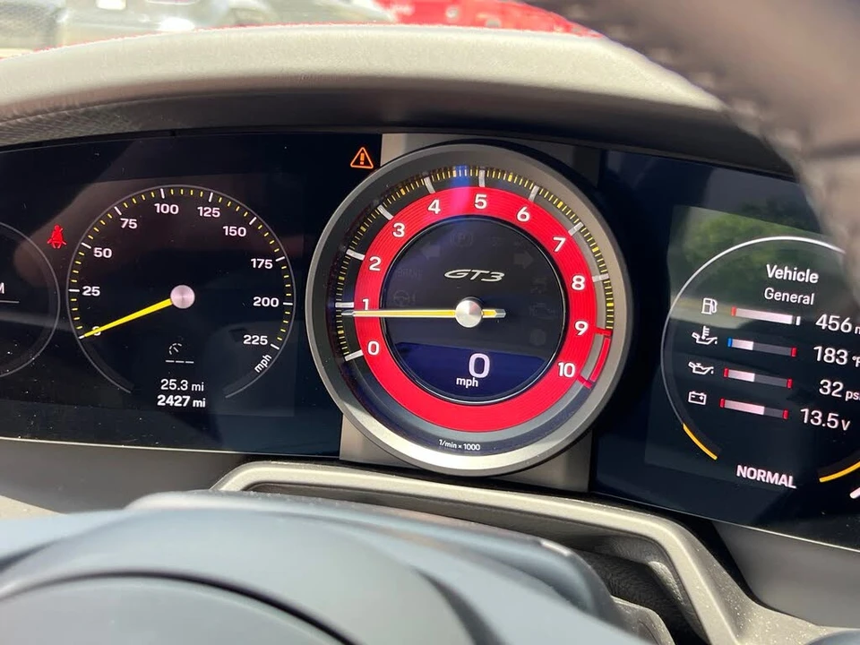 2022 Porsche 992 GT3 - Image 28 of 31