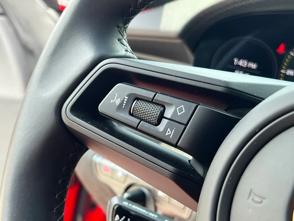 2022 Porsche 992 GT3 - Image 26 of 31