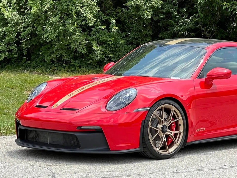 2022 Porsche 992 GT3 - Image 14 of 31