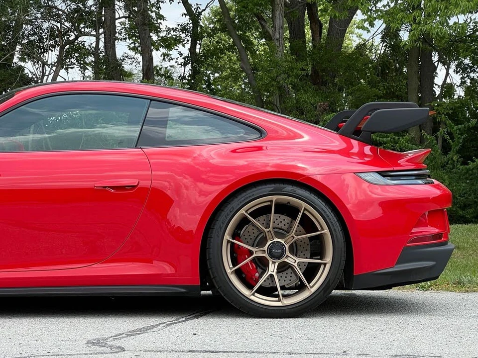 2022 Porsche 992 GT3 - Image 13 of 31