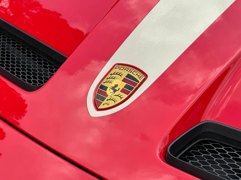 2022 Porsche 992 GT3 - Image 17 of 31