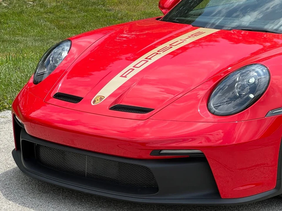 2022 Porsche 992 GT3 - Image 15 of 31