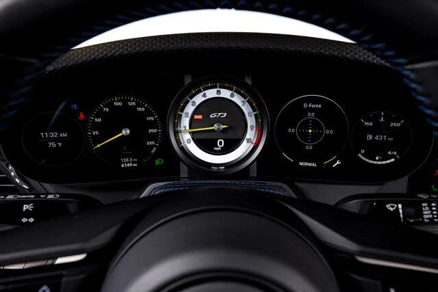 2022 Porsche 992 GT3 - Image 29 of 31
