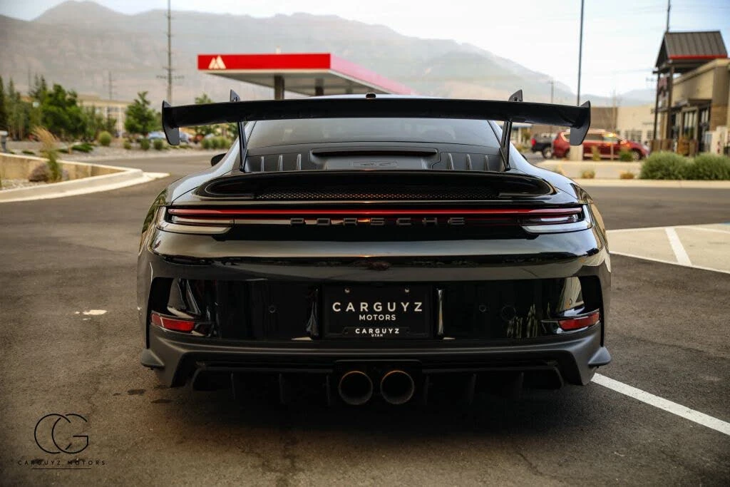 2022 Porsche 992 GT3 - Image 18 of 31