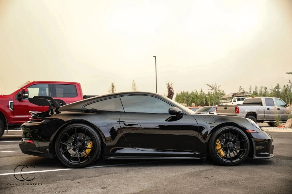 2022 Porsche 992 GT3 - Image 23 of 31