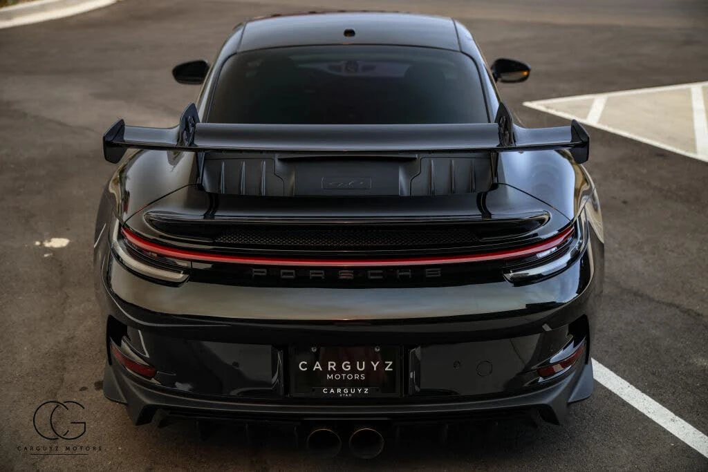 2022 Porsche 992 GT3 - Image 17 of 31
