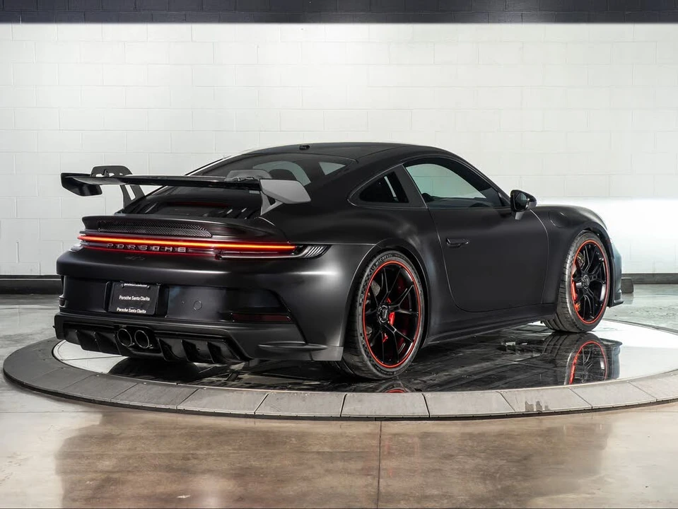 2022 Porsche 992 GT3 - Image 9 of 31