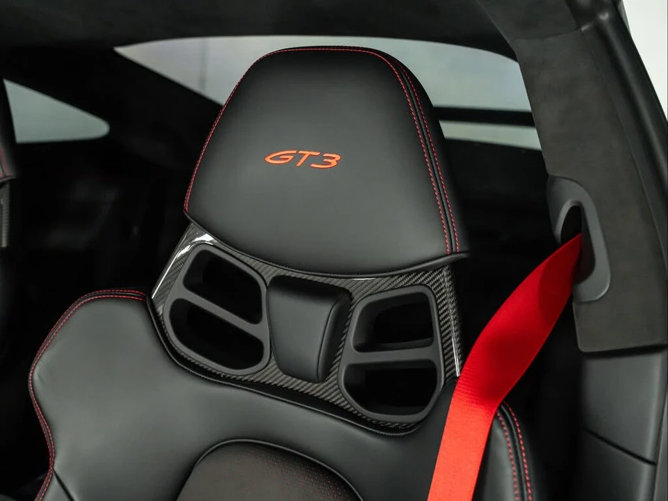 2022 Porsche 992 GT3 - Image 23 of 31